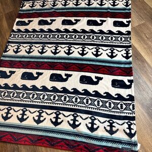 VINEYARD VINES Fair Isle Fleece Blanket
Throw Navy Red Nautical Whale Print